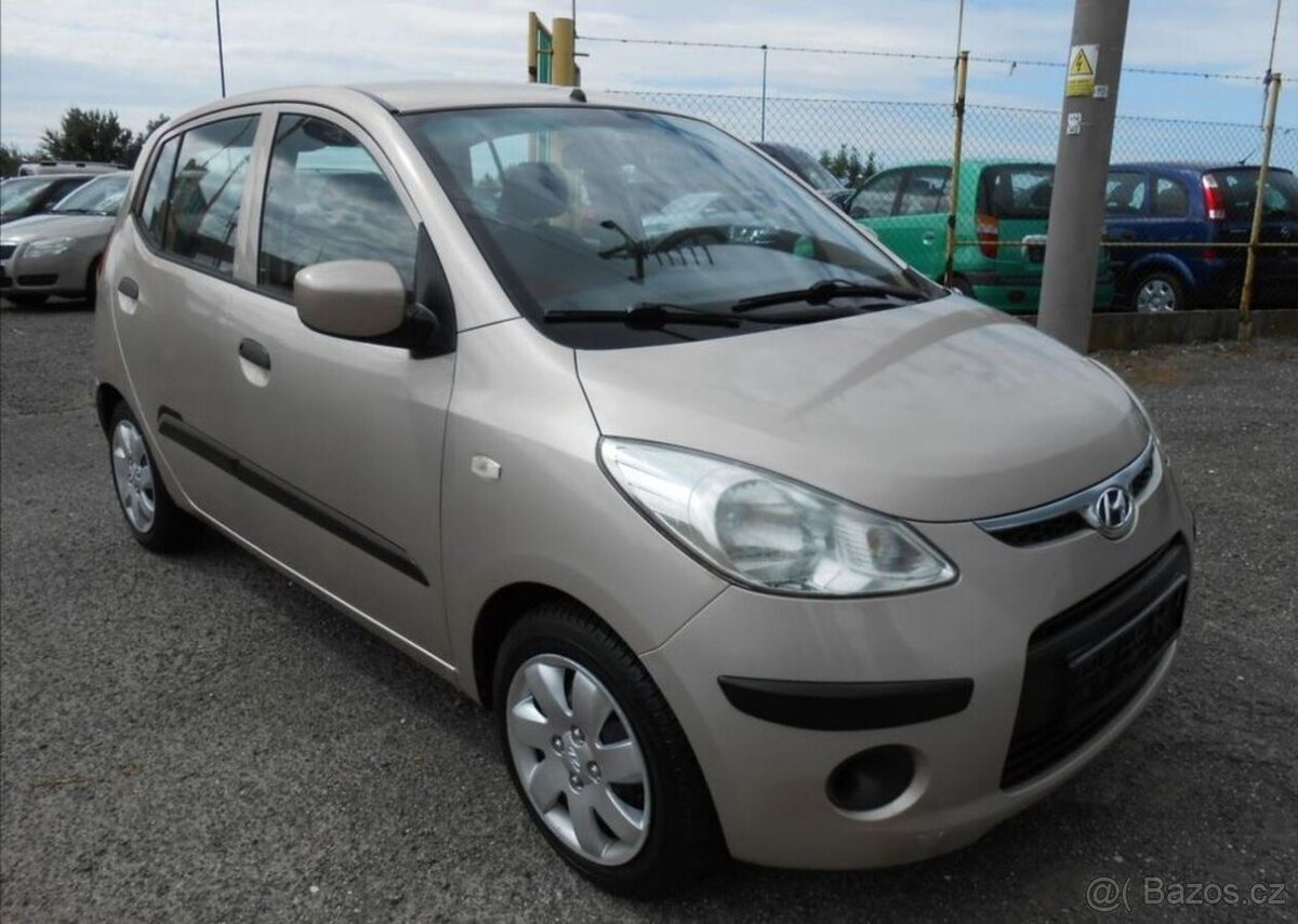 Hyundai i10 1,1 i 49 kW KLIMA Serviska benzín