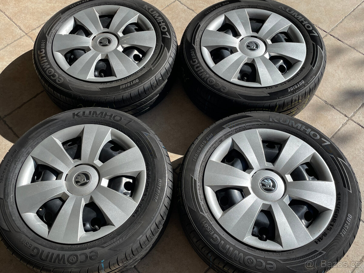 Letní sada 5x100 Škoda Fabia 185/60 R15 Kumho Ecowing