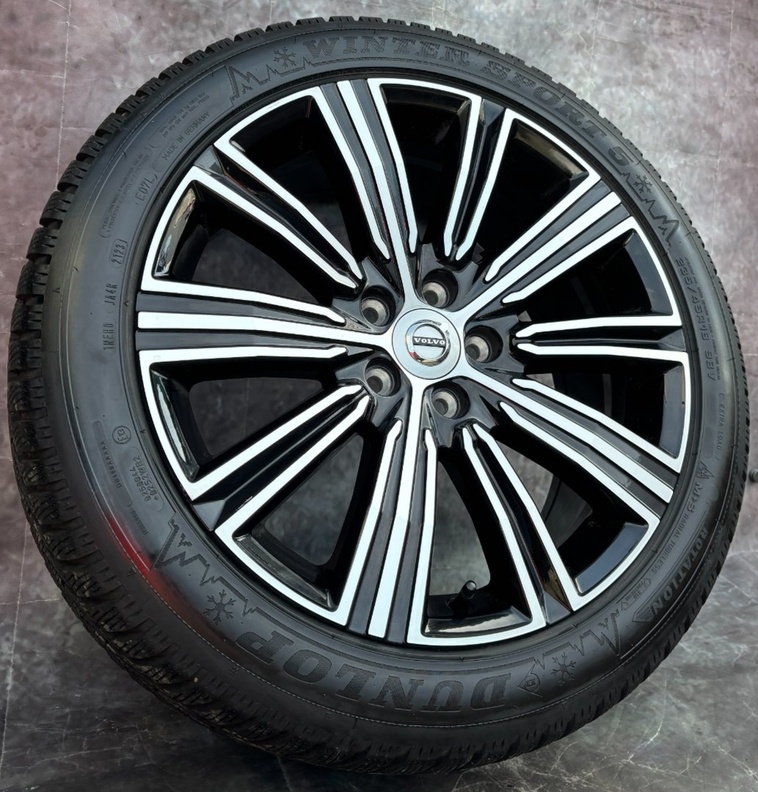 Originální Alu kola Volvo V60/S60 235/45/18 DOT24 8mm