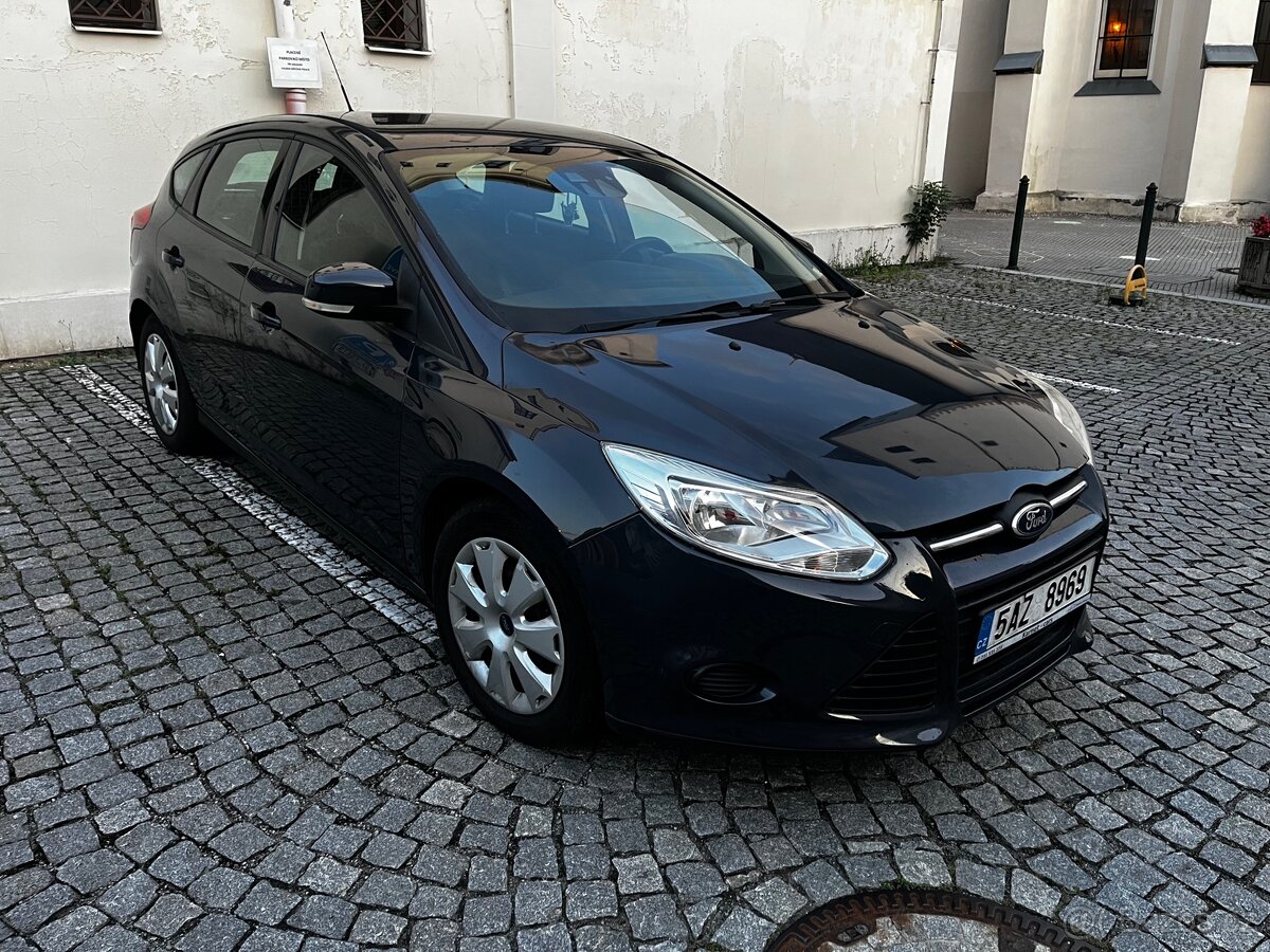 Ford focus 1.0 turbo 74kw,2012,160 tis najeto