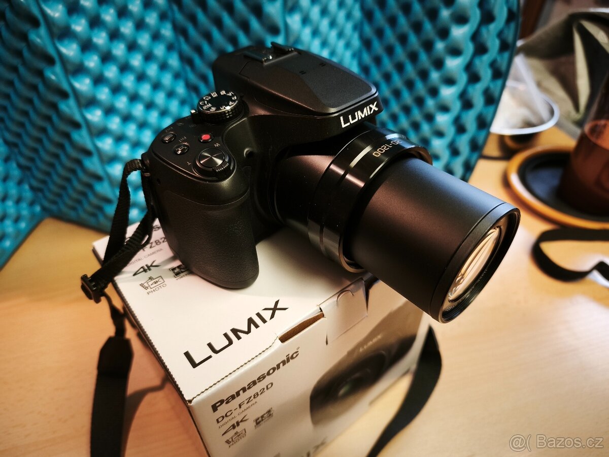 Panasonic Lumix DC- FZ82D