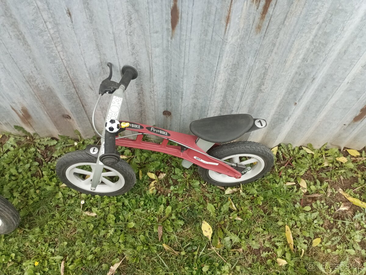 Odrážedlo First Bike Street