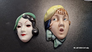 Dvě art deco porcelánové obličeje / masky