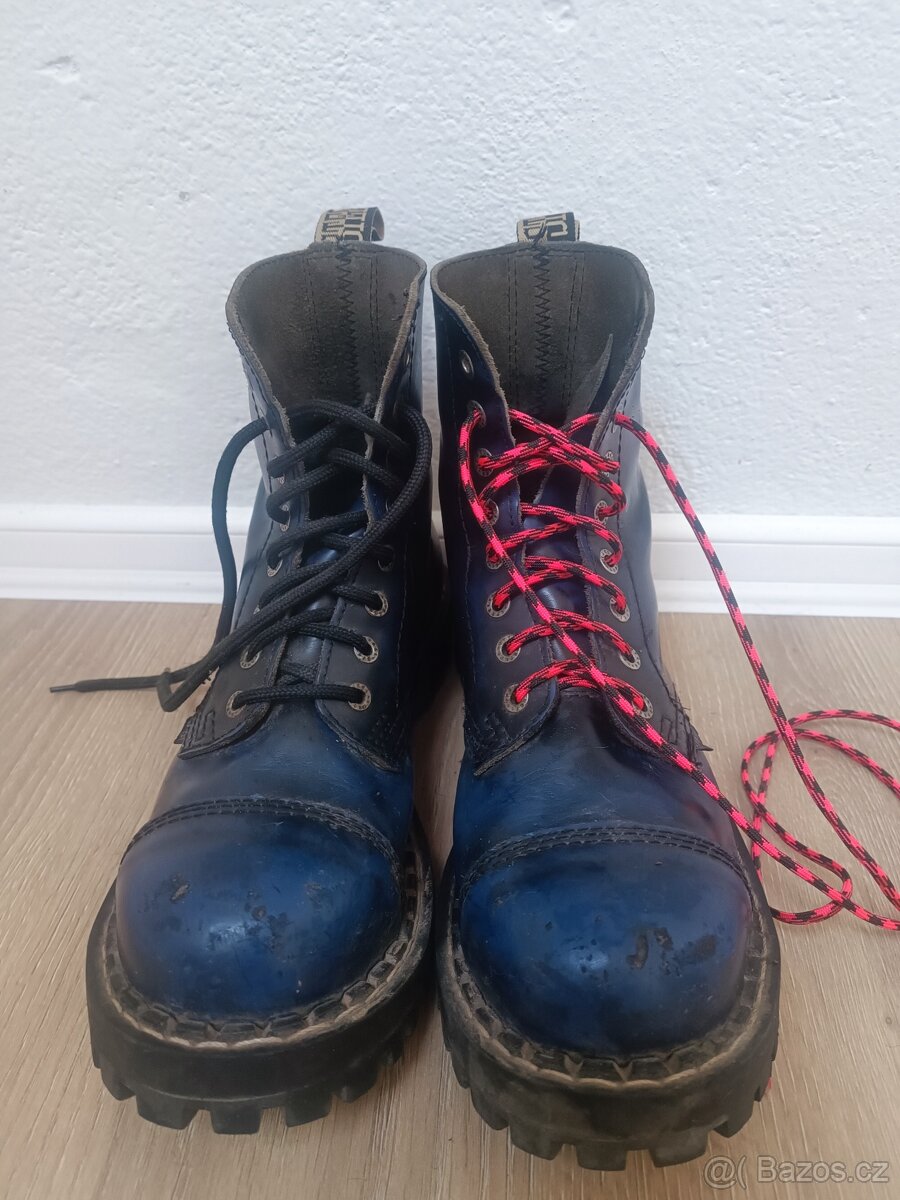 Boty steel 43