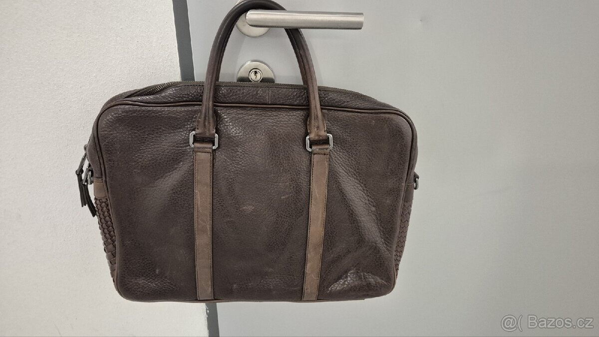 Kožená taška Massimo Dutti laptop