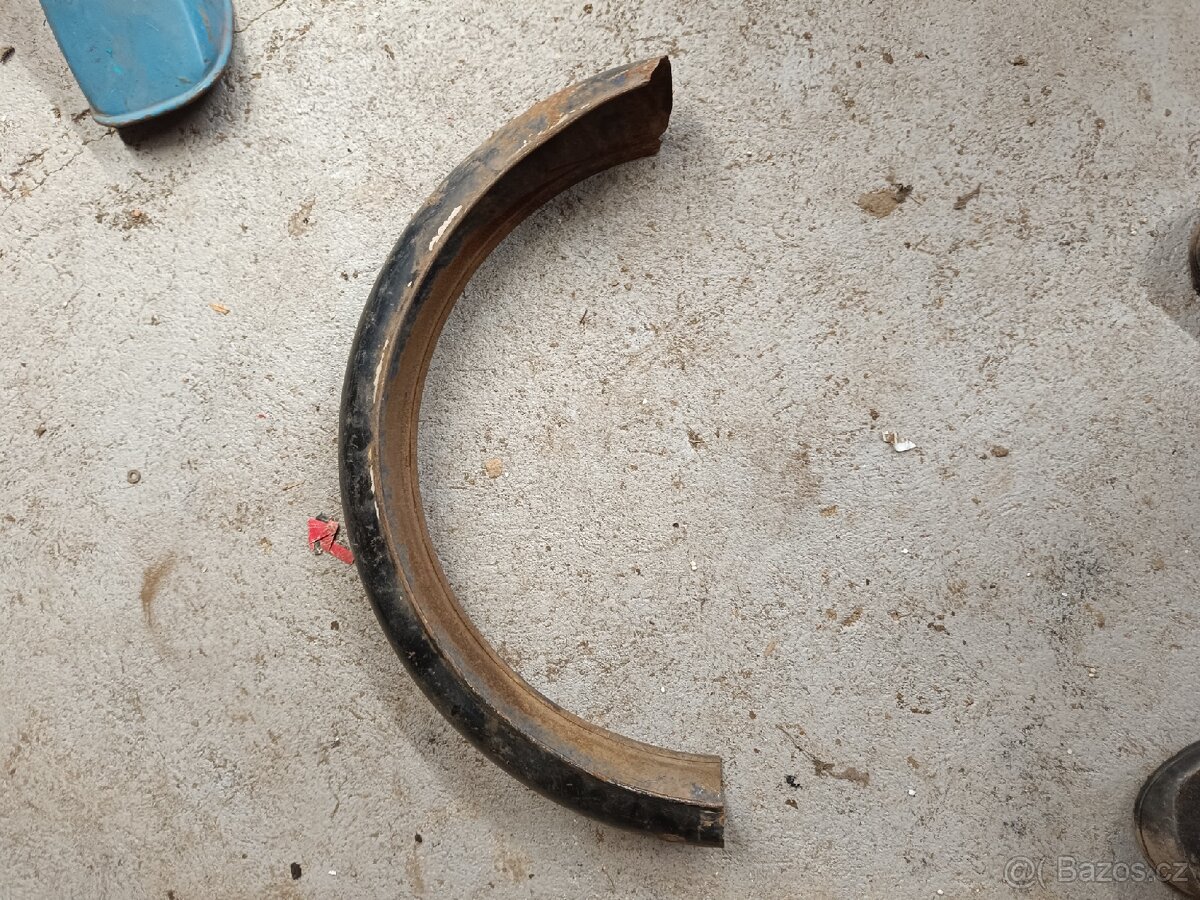 Zadní blatník mustang