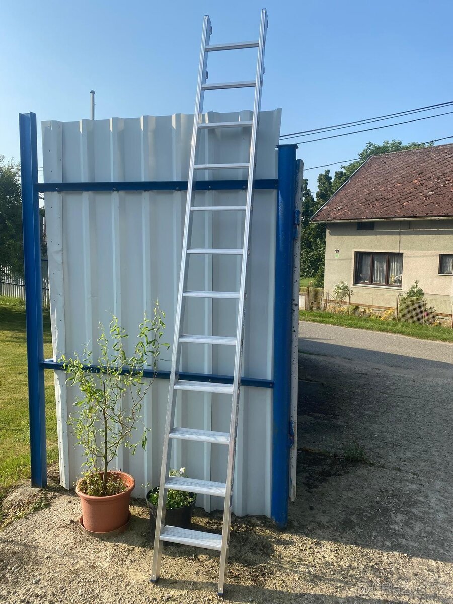 Regálový žebřík KRAUSE 3,2m s 12 stupni