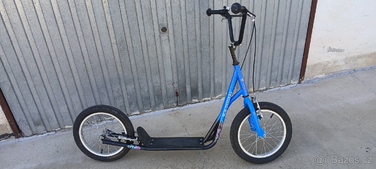 Koloběžka Worker City 16" kola