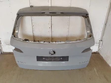 Páté dveře Škoda Karoq šedé