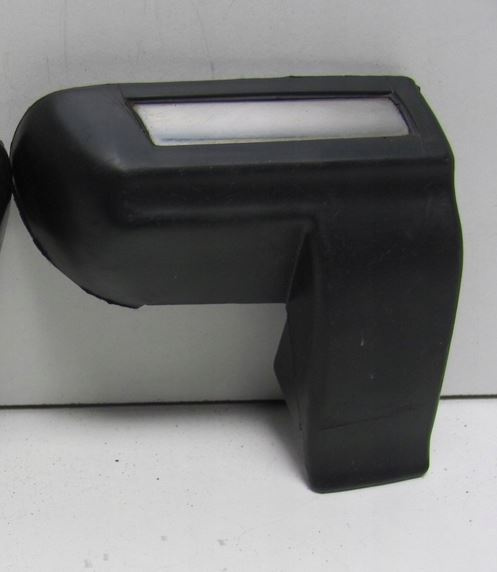 Mercedes W123 spodní lišty