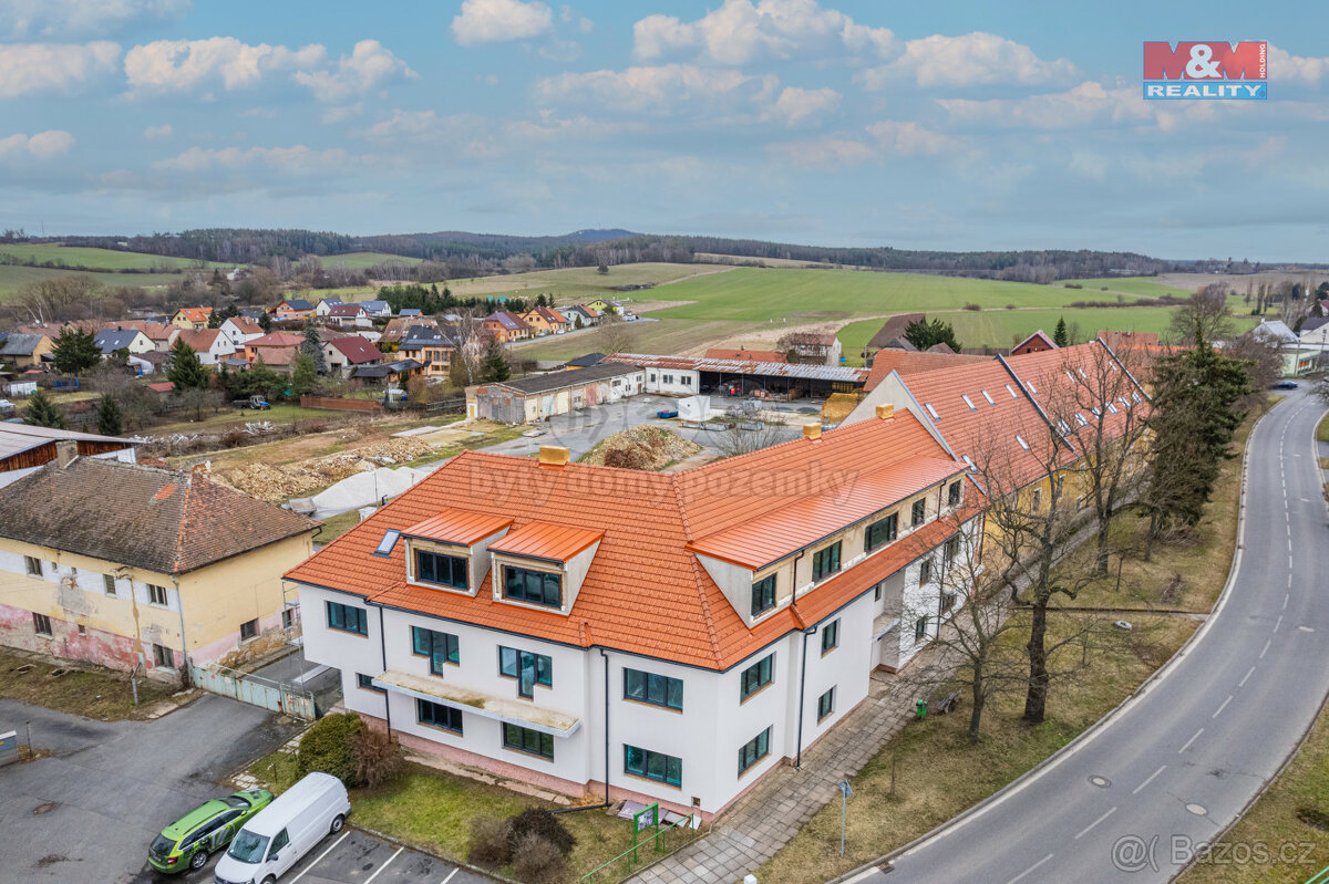 Prodej zemědělské usedlosti, 4470 m², Lišany, ul. Pražská