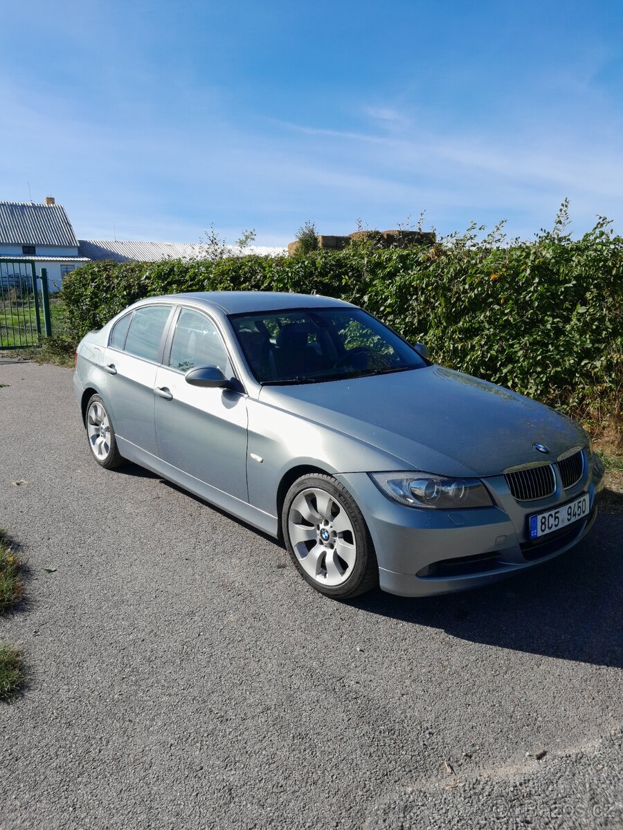 Bmw e90 325i