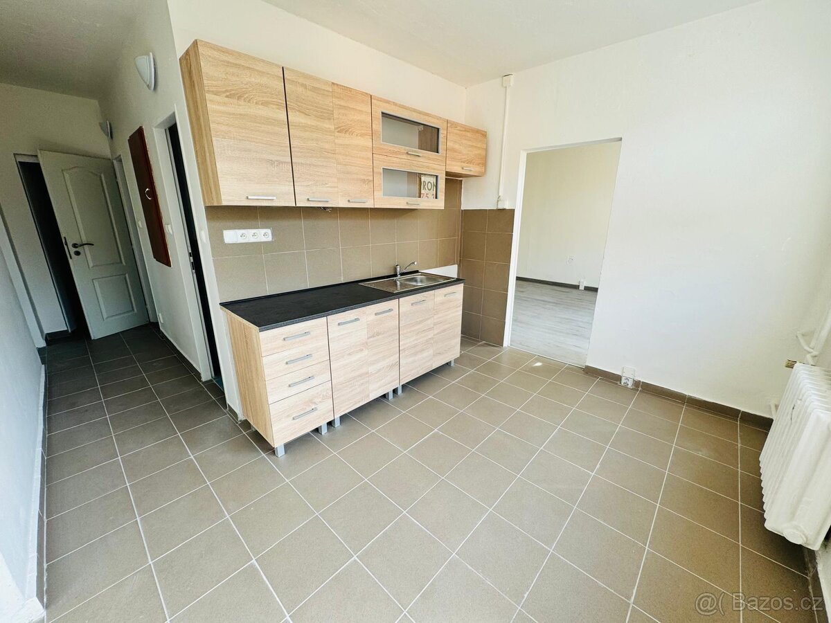 (357) Pronájem, byt 3+1, 73 m, Sídl. Za chlumem 729, Bílina