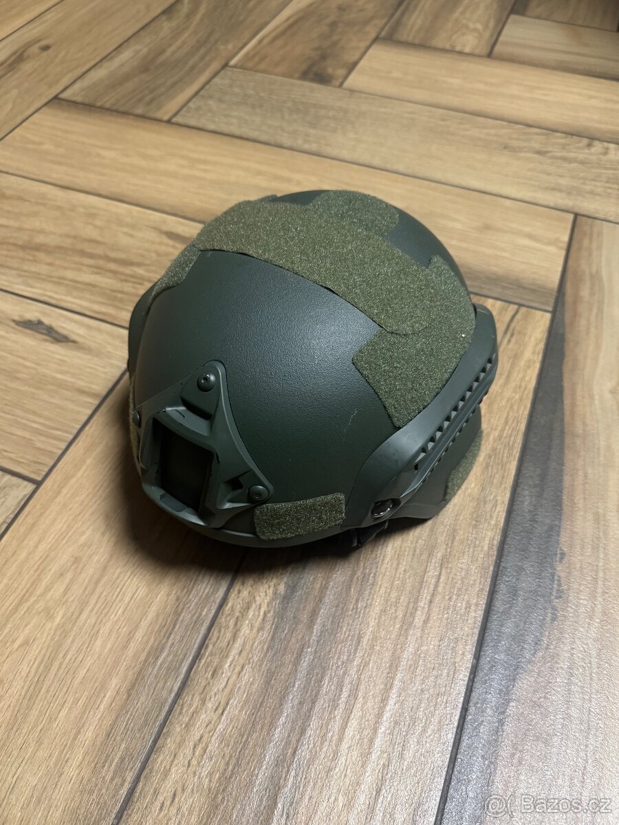 Helma na Airsoft