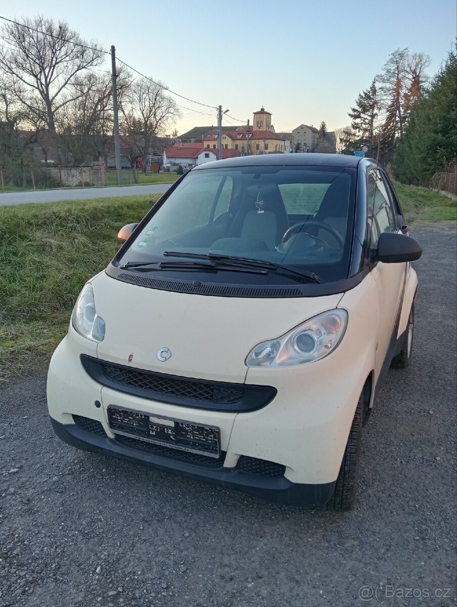 Smart 451 benzin 61 koni