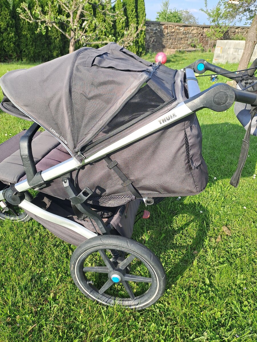 Thule kočárek sportovní pro dvojčata