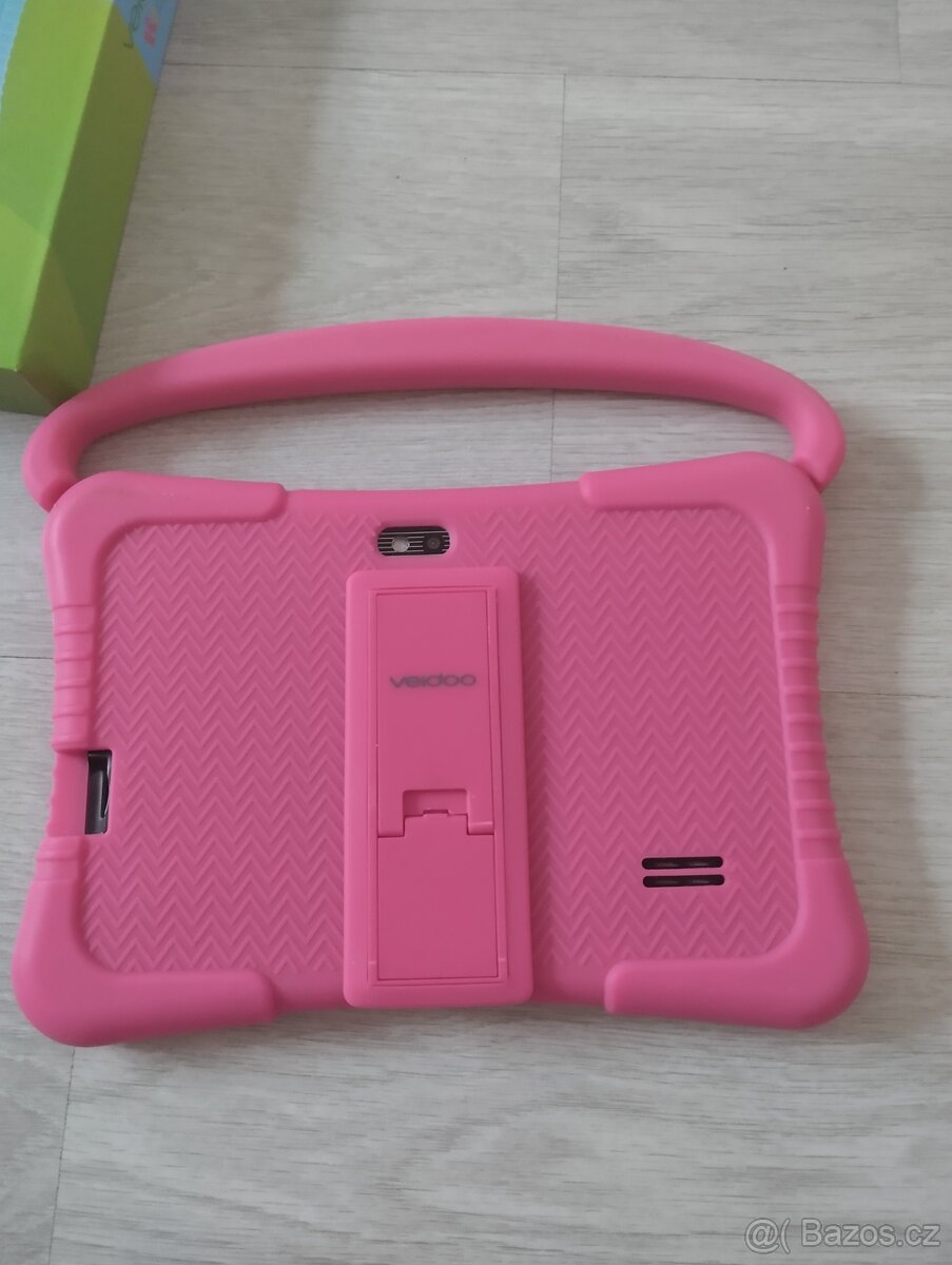 Prodám tablet vše funkční.
