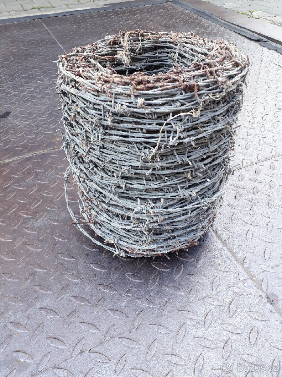 Ostnatý drát