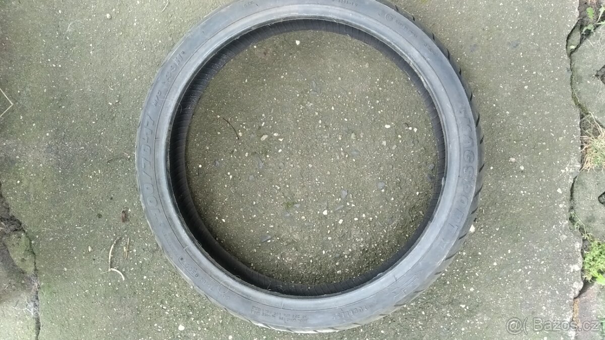 Megelli 125 R přední pneu 49H
