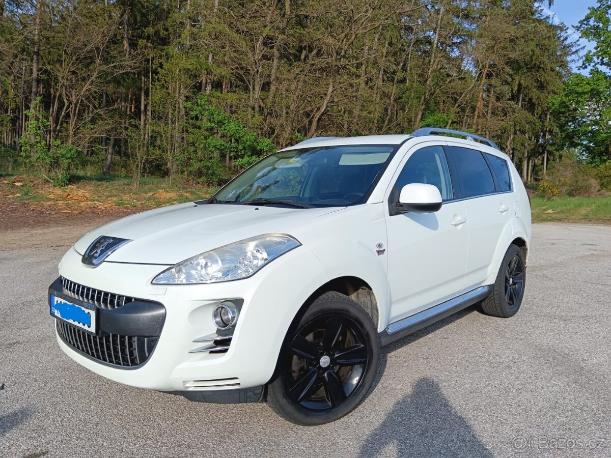 Peugeot 4007 2,2 HDI 115 KW 7 míst automat 4x4