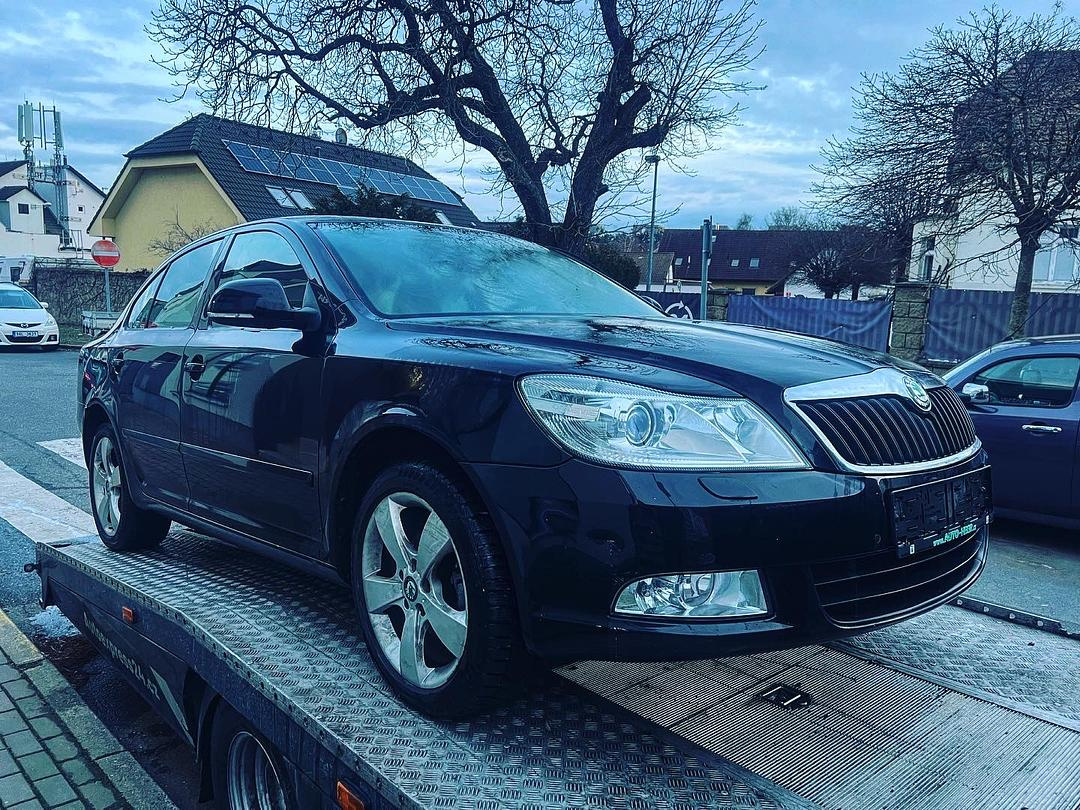 Náhradní díly Škoda Octavia 2 FL sedan 2013 CAYC NTT LF9R