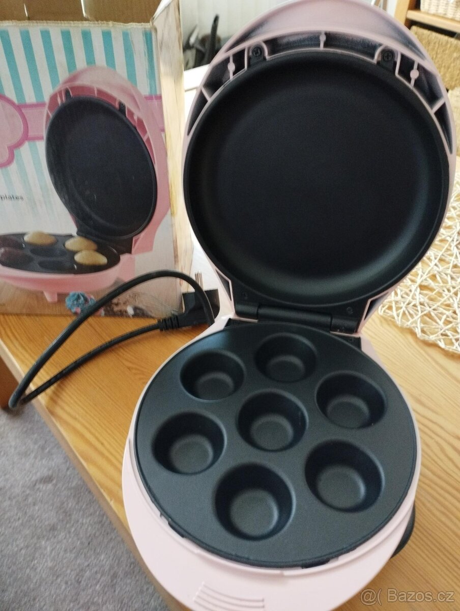 přístroj na muffiny (mini cupcake maker)