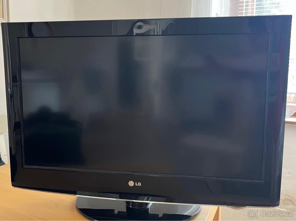LCD FullHD televize