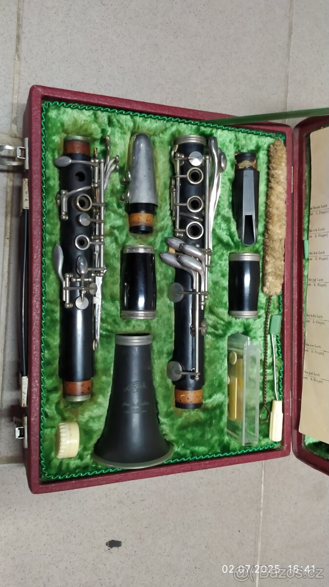 Klarinet AMATI