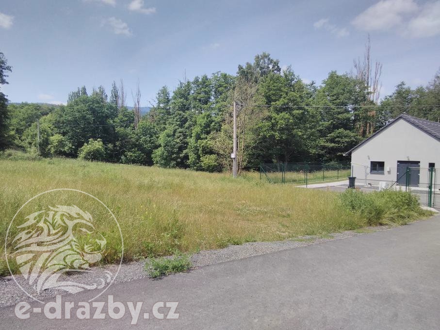 Dražba pozemků 1.697 m2 v obci Pec, okres Domažlice