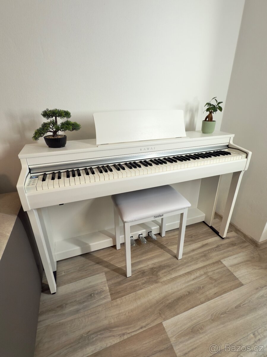 Kawai CN201 Premium Satin White + židle