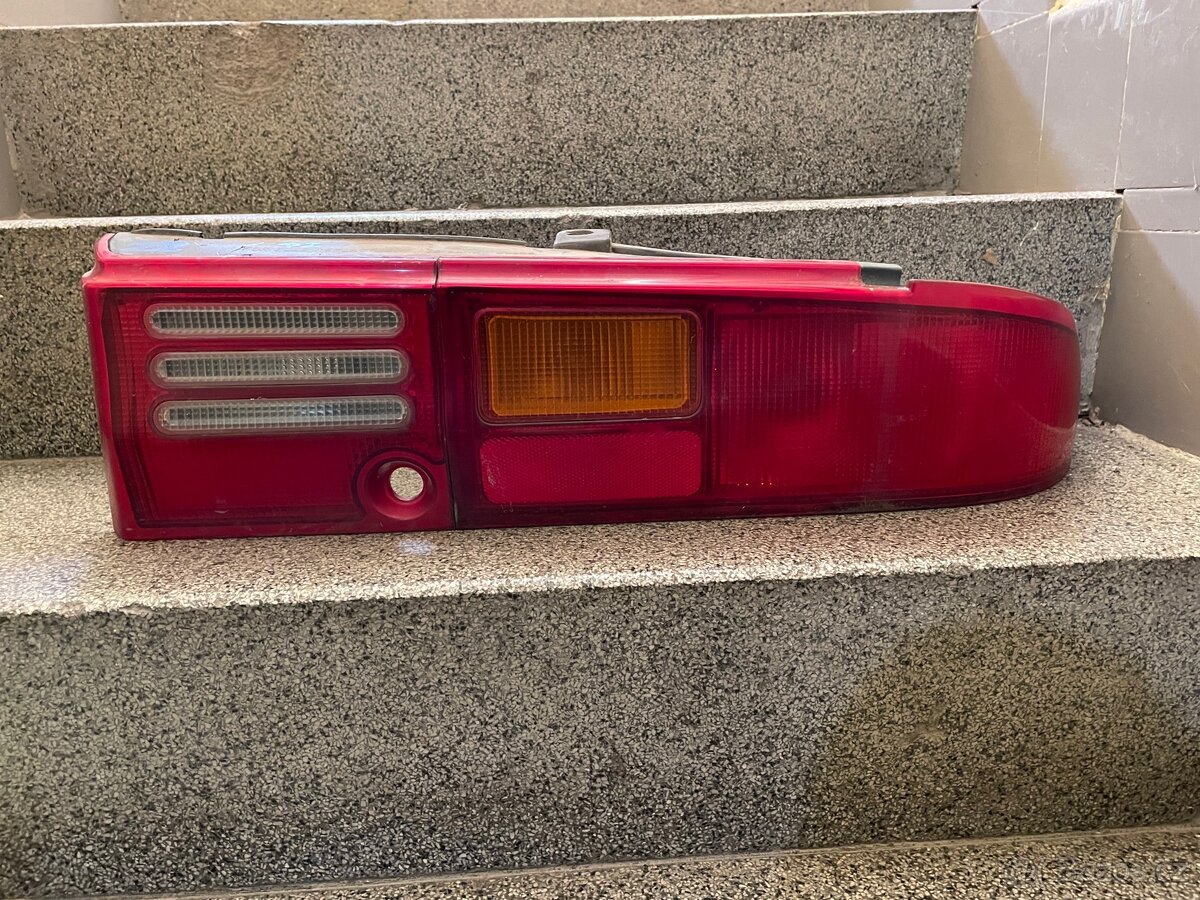 Zadní světlo Ford Probe