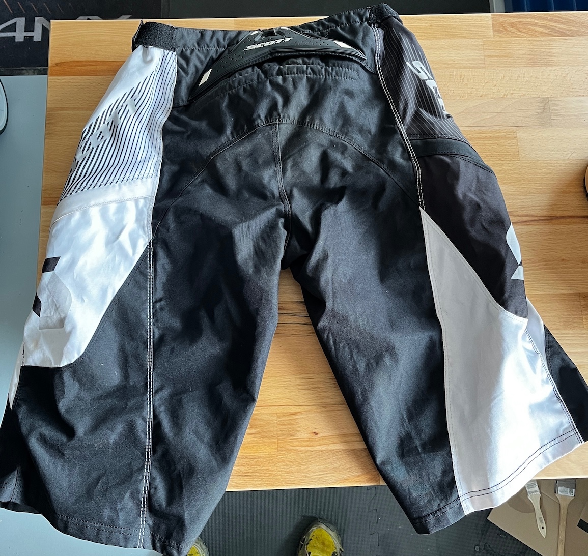Sjezdové kraťasy SCOTT vel. XXL (38)
