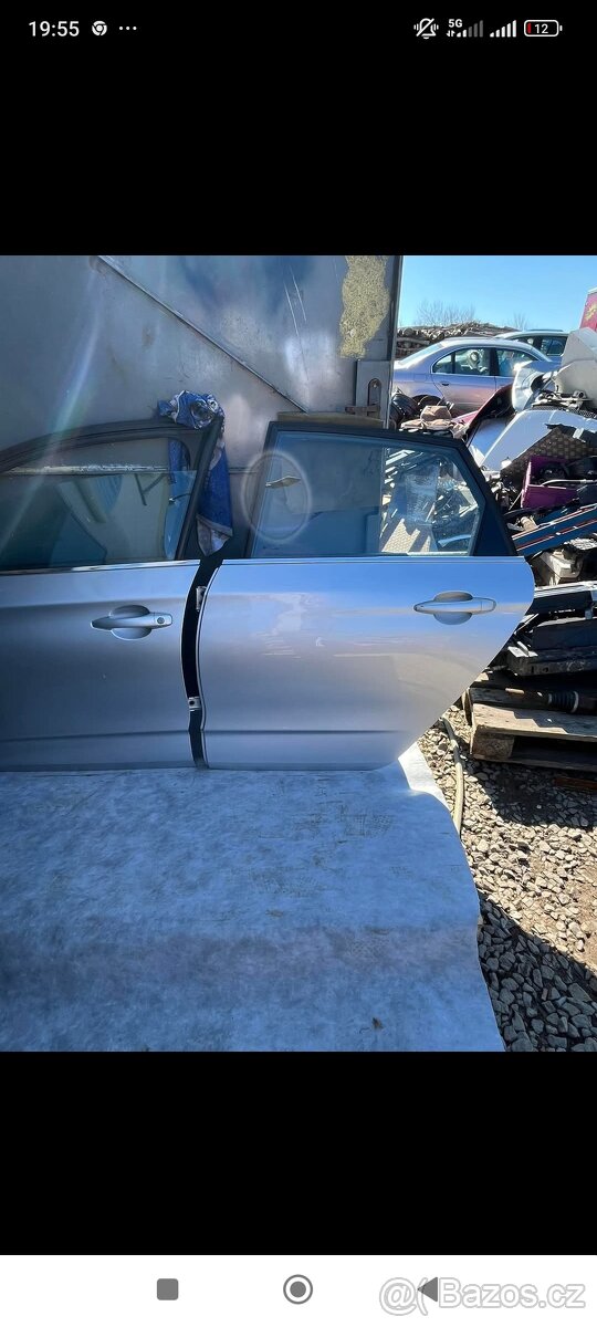 Prodám Kompletní dveře L Citroen C4