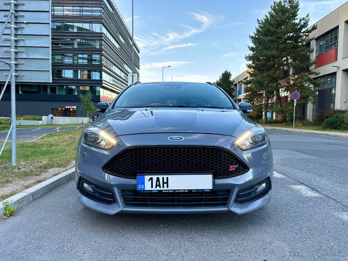 Ford Focus ST combi 184 kW
