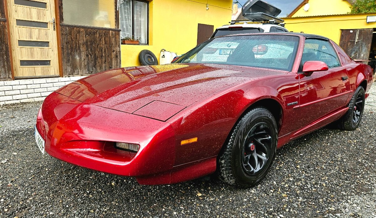 Pontiac Firebird 3.2