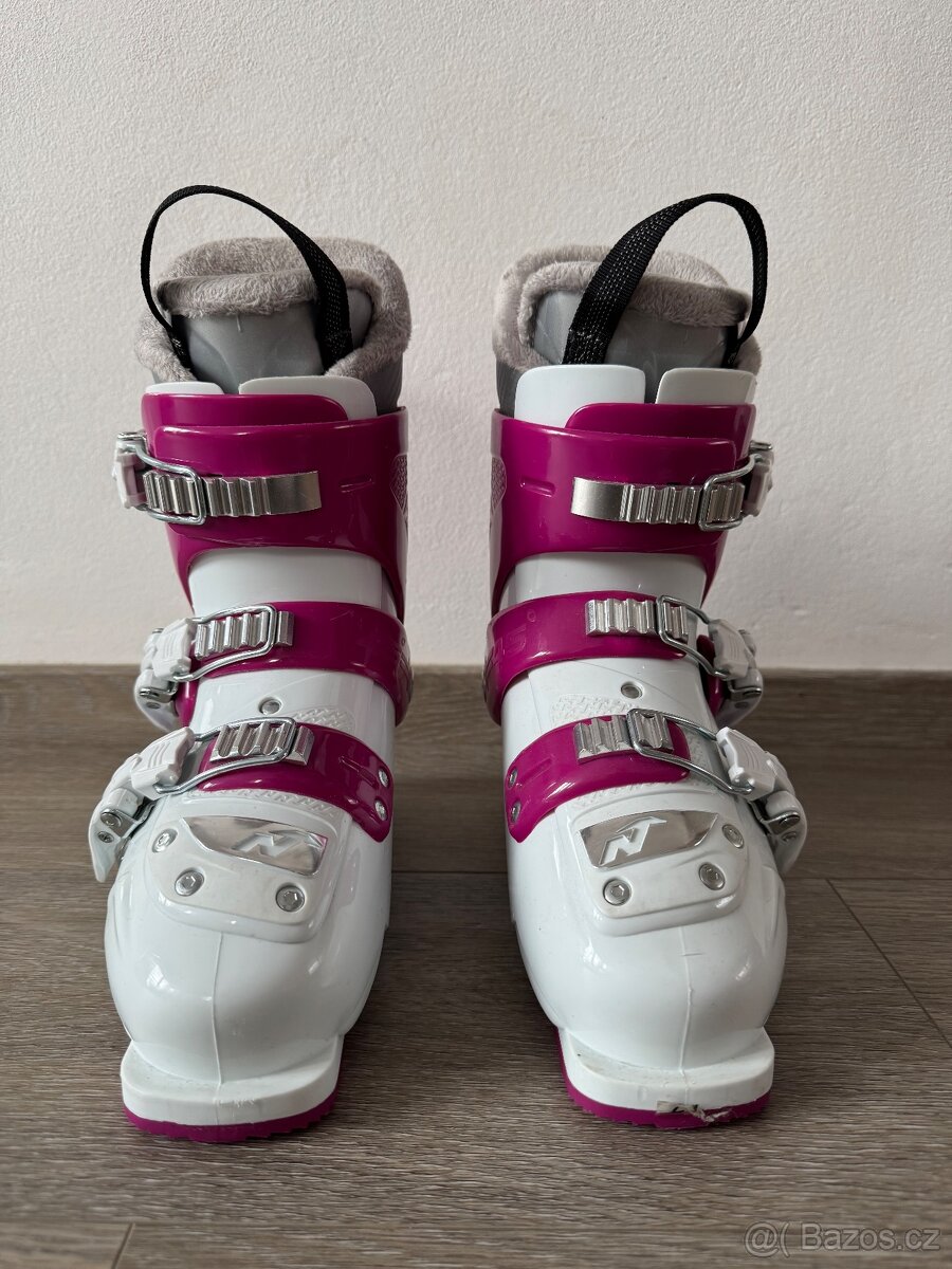 Lyžáky Nordica Little Belle 21,5 (EU 34)