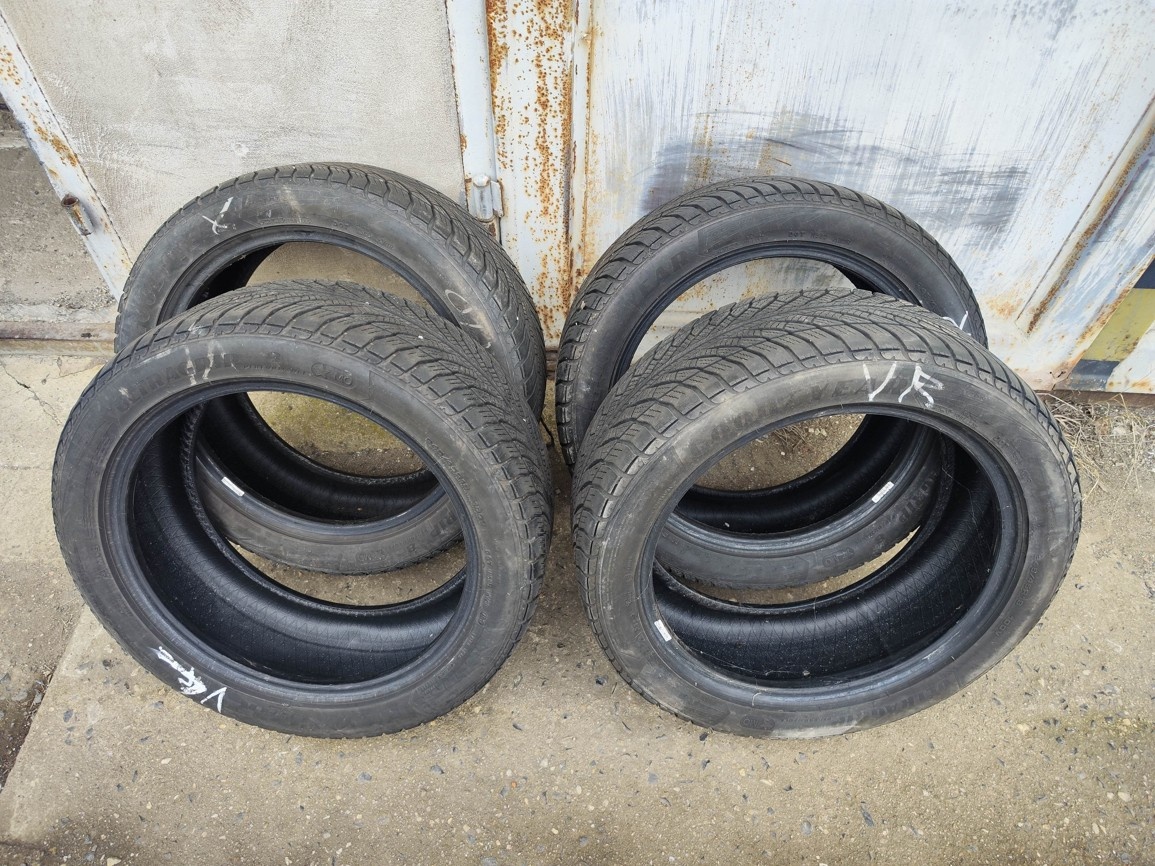 18"zimní sada pneu Goodyear 245/45/18 = 1400Kč/4ks