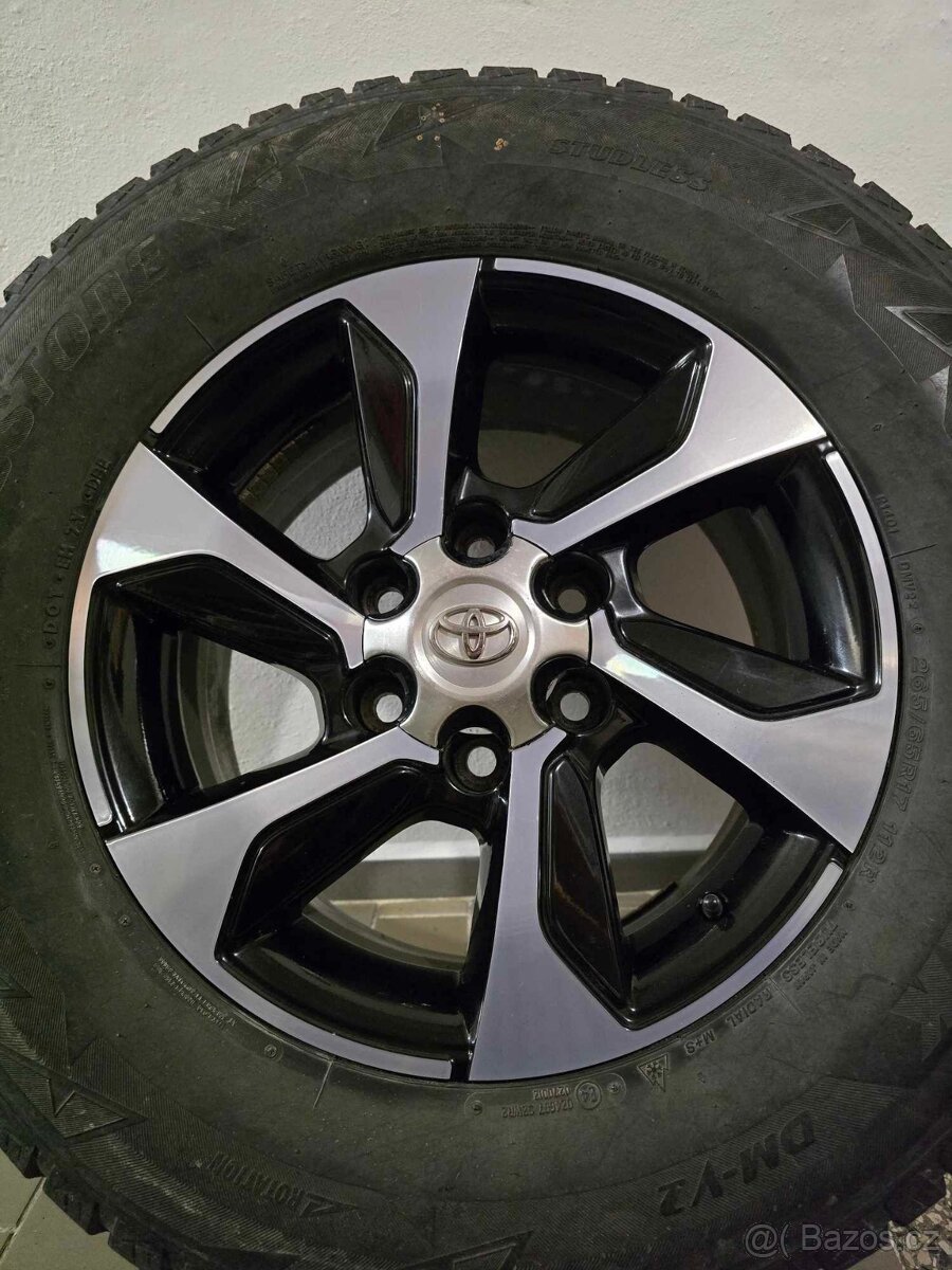 Originální alu kola Toyota Hilux R17 6x139,7