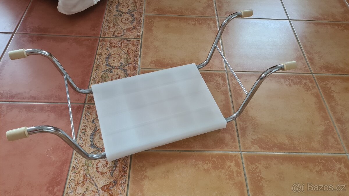 Sedátko do vany - nerez