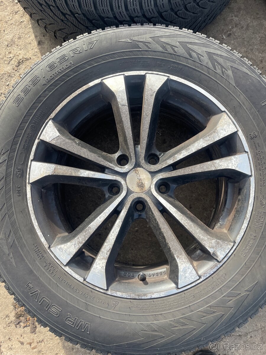 Kia sorento alu zimní kola 235/65 r17