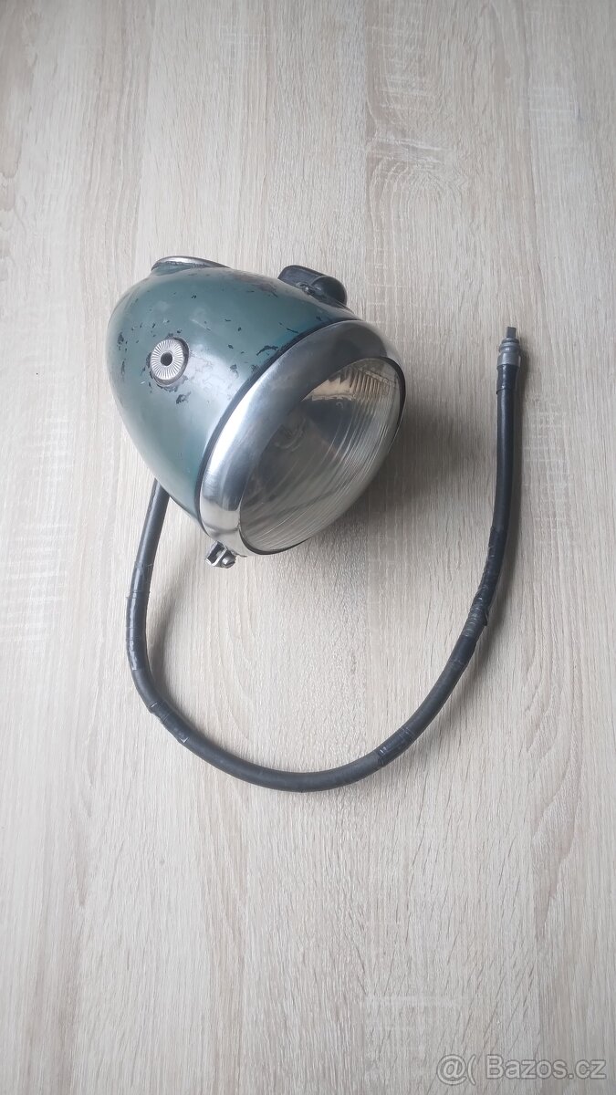 Prodám kompletní světlomet na motocykl ČZ 150C