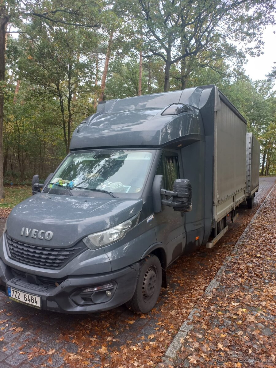 IVECO DAILY S VLEKEM 3.0 2022,245CM ŠÍŘKA, ZADNÍ SPANÍ