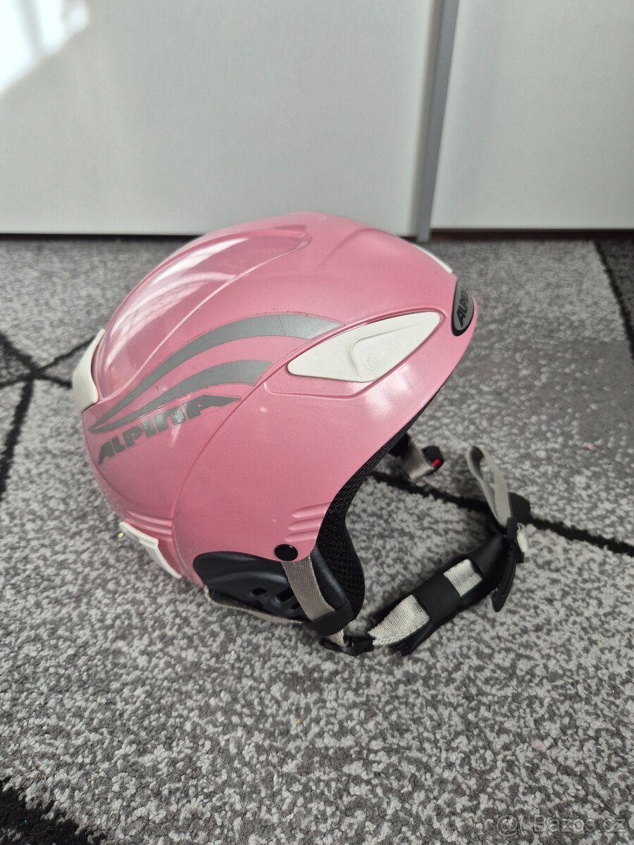 Dětská lyžařská helma Alpina