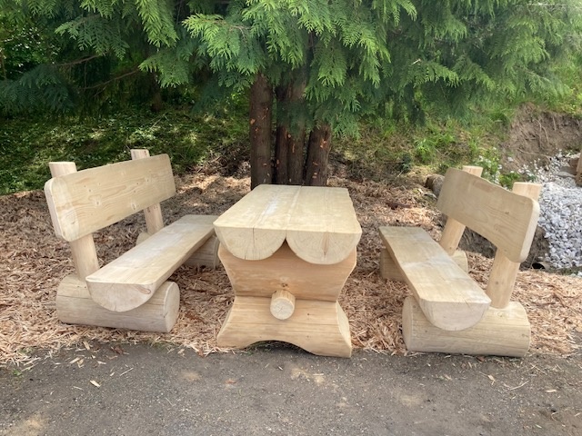 ZAHRADNÍ SET  SRUBOVÝ