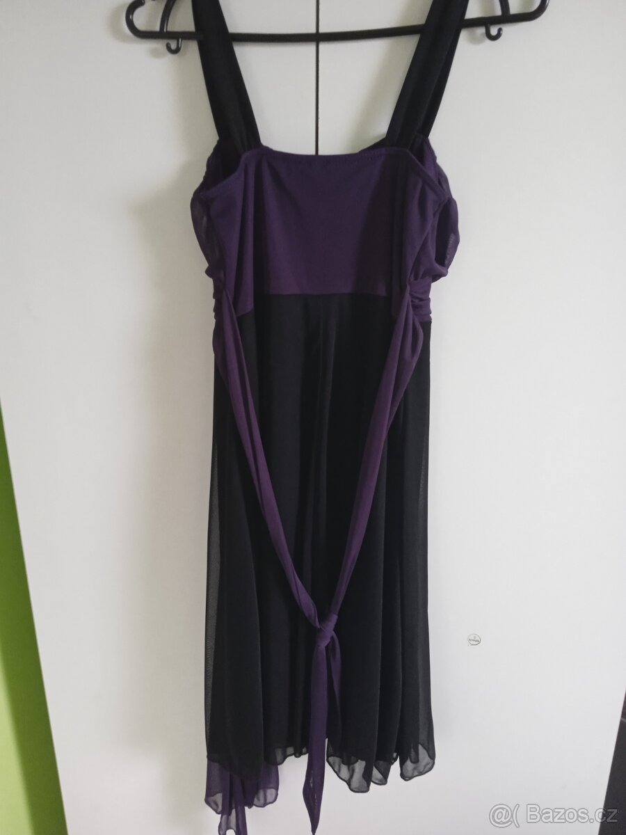 Dámské šaty 32/34