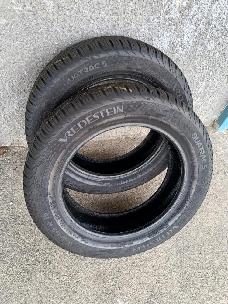 VREDESTEIN zimní 165/65/15 7mm 2kusy