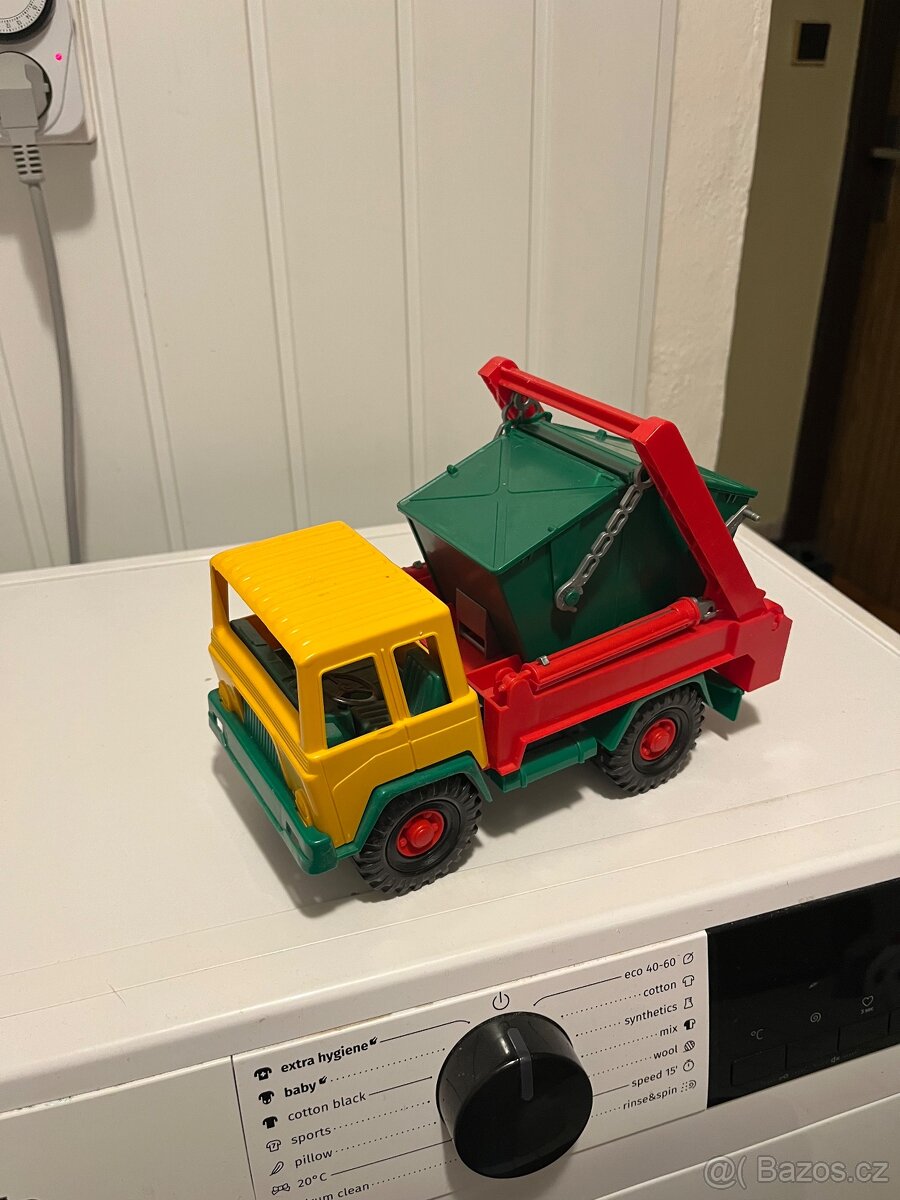 Mercedes kontejner - Bruder 8572