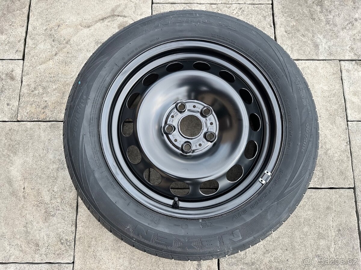 Plechový disk s pneu Nexen 5x112 205/55/16