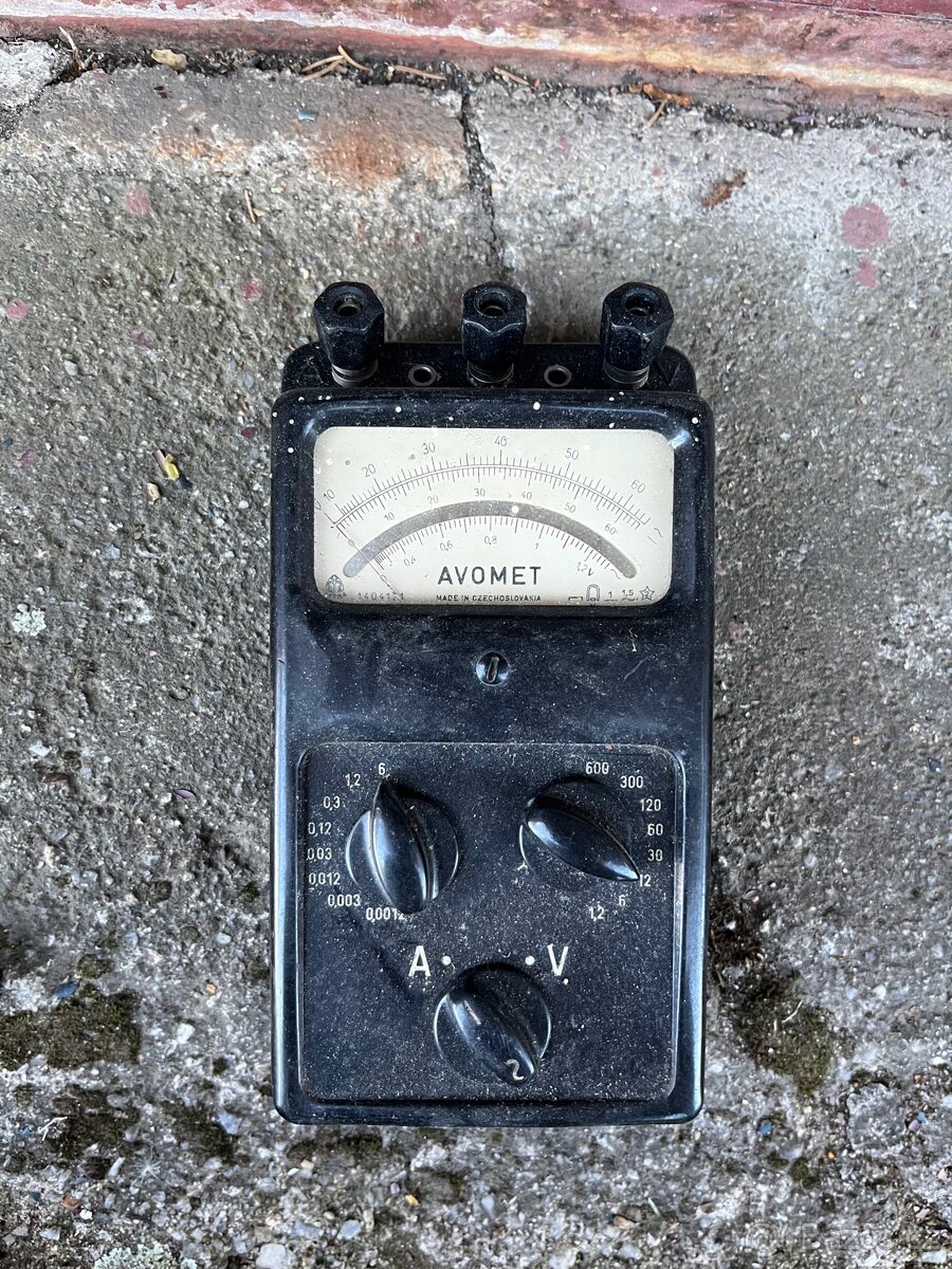 Avometr
