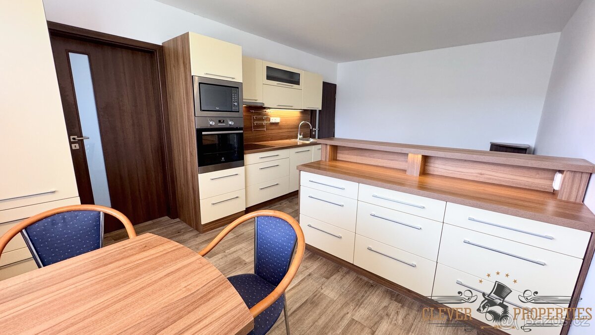 Pronájem byty 4+kk, 76 m2 - Přelouč, ev.č. 00801